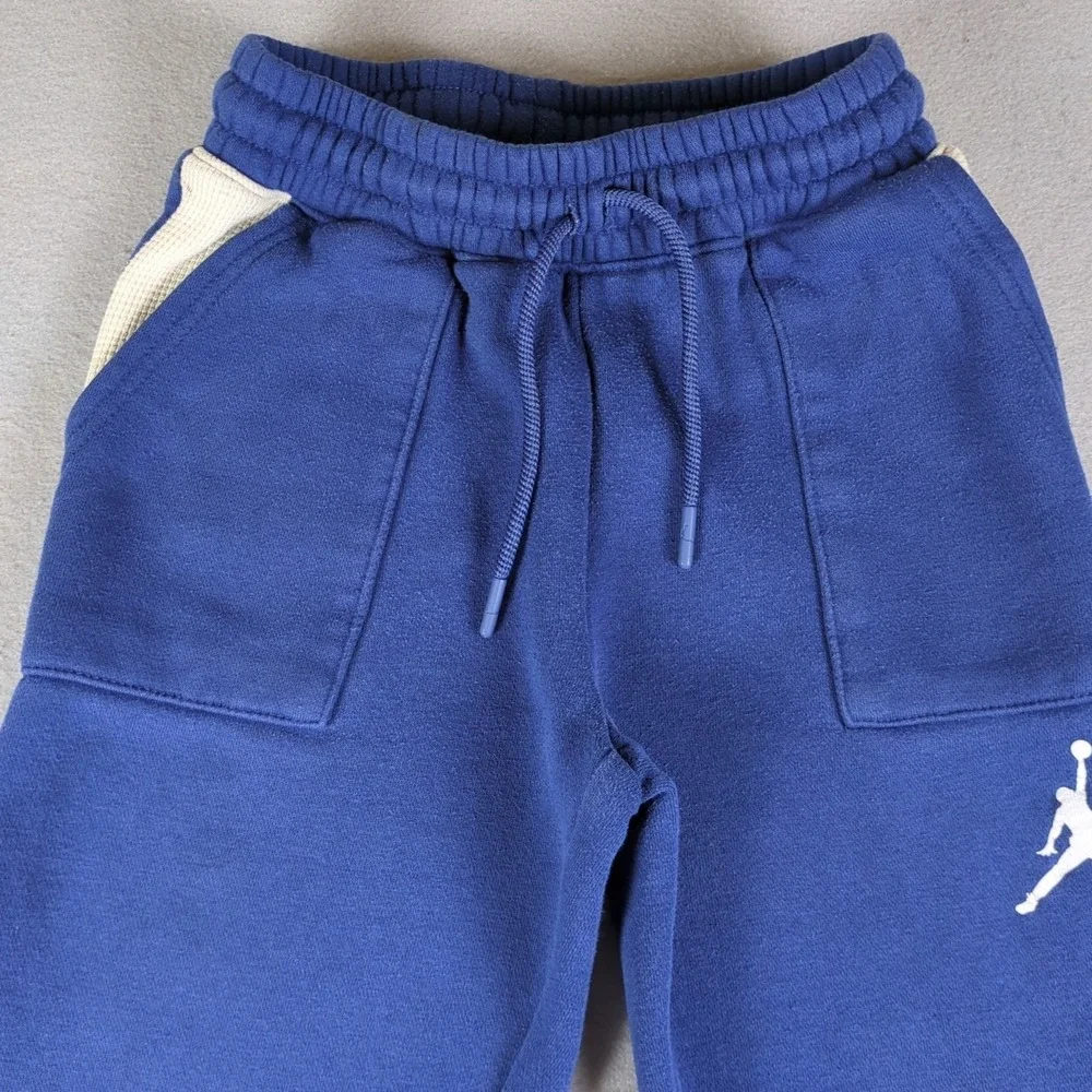 Nike Jordan Messy Room Jogger Pants Boys Small Blue Fleece Sweatpants Embossed